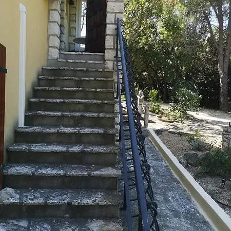 D'hote Saint Remy 2*